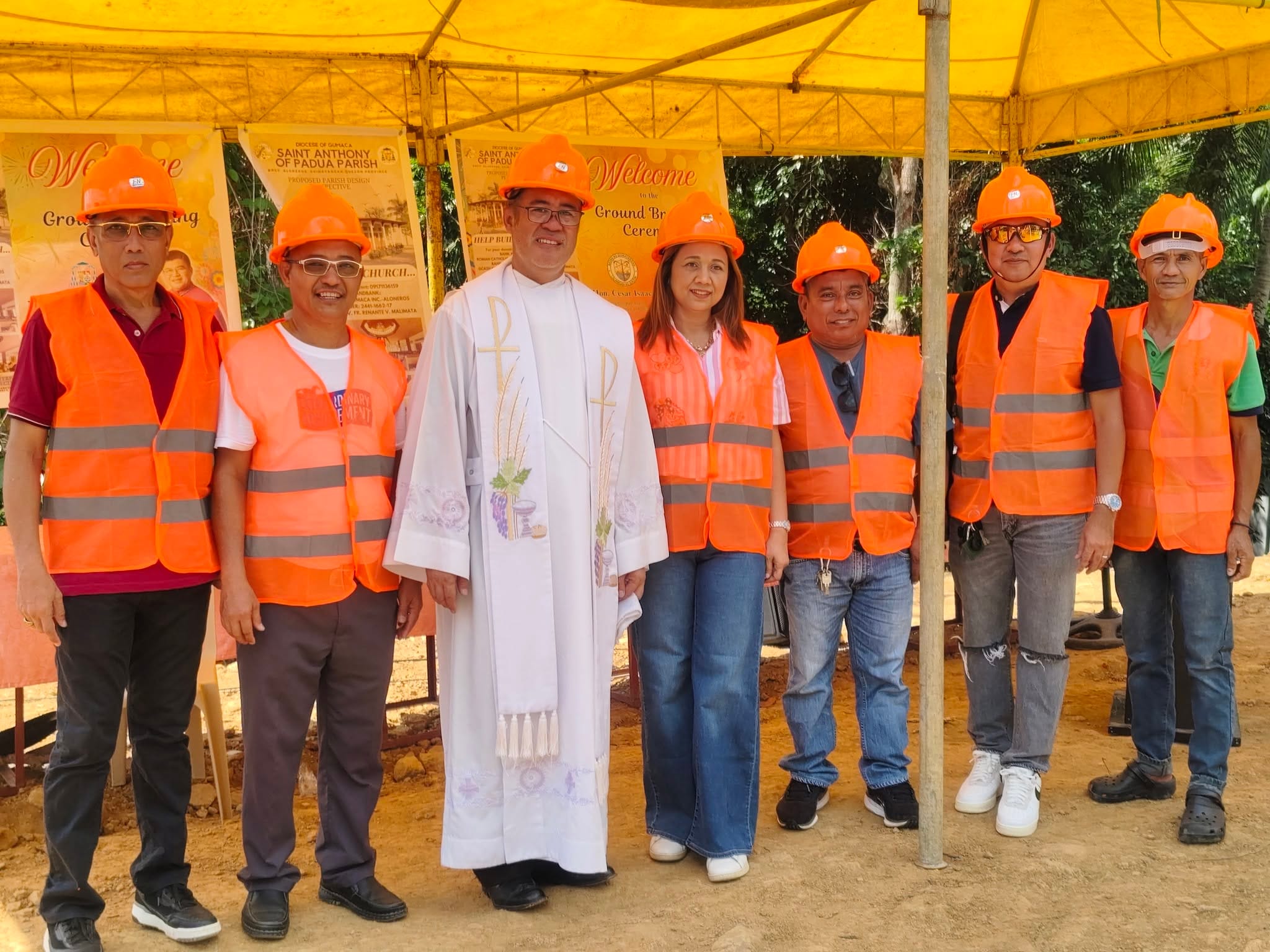 Pagpapatayo ng simbahan